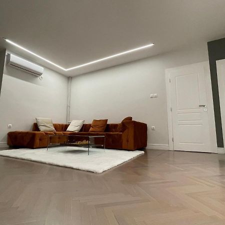 The Alchemist Luxury Apartment Skopje Esterno foto