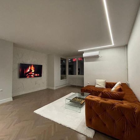 The Alchemist Luxury Apartment Skopje Esterno foto