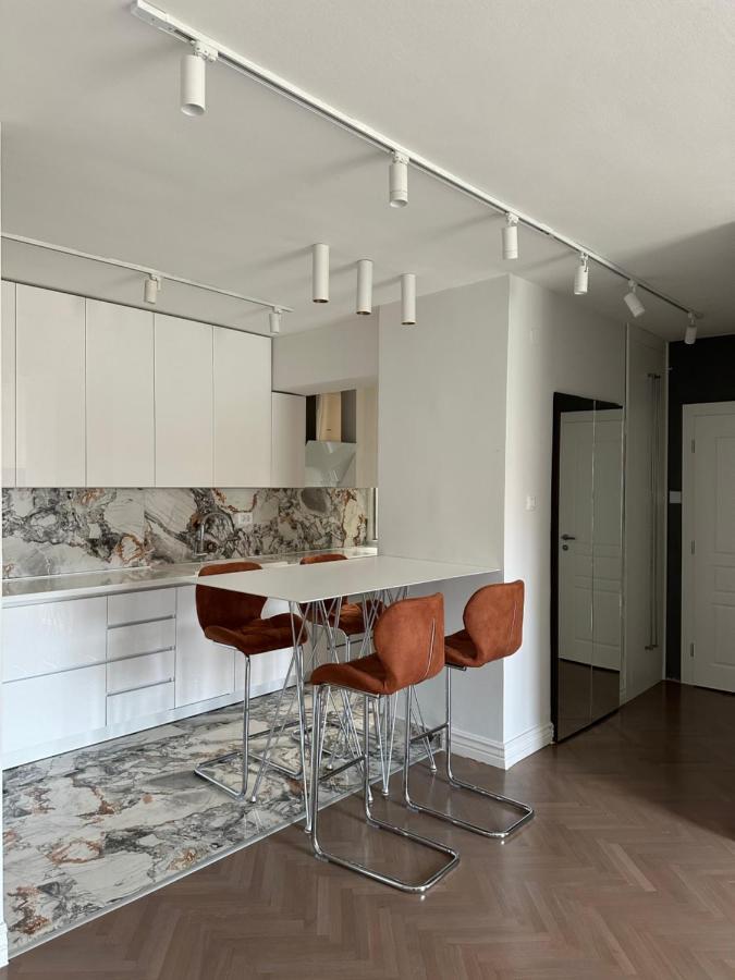 The Alchemist Luxury Apartment Skopje Esterno foto