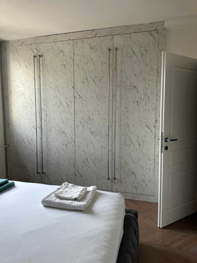 The Alchemist Luxury Apartment Skopje Esterno foto